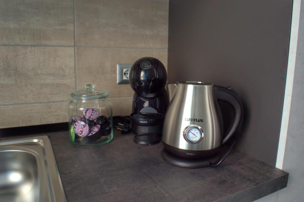 Casa Angelina Apartment Наполи Екстериор снимка